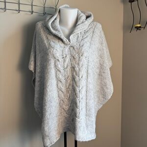 Cocogio Italian Knit Women's Hooded Poncho Light Gray OS Elegant Wool Cable Knit